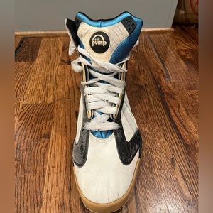 1992 REEBOK SHAQ ROOKIE DISPLAY SHOE SIZE 20
